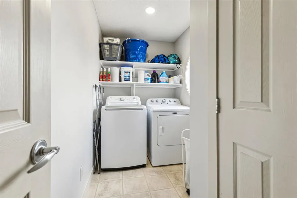 11 copper leaf Terrace SE