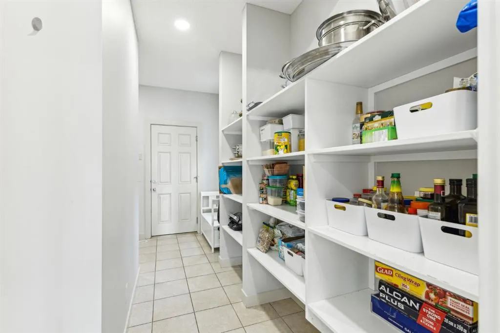 11 copper leaf Terrace SE