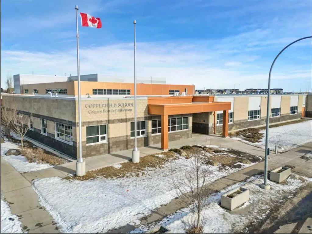 11 copper leaf Terrace SE