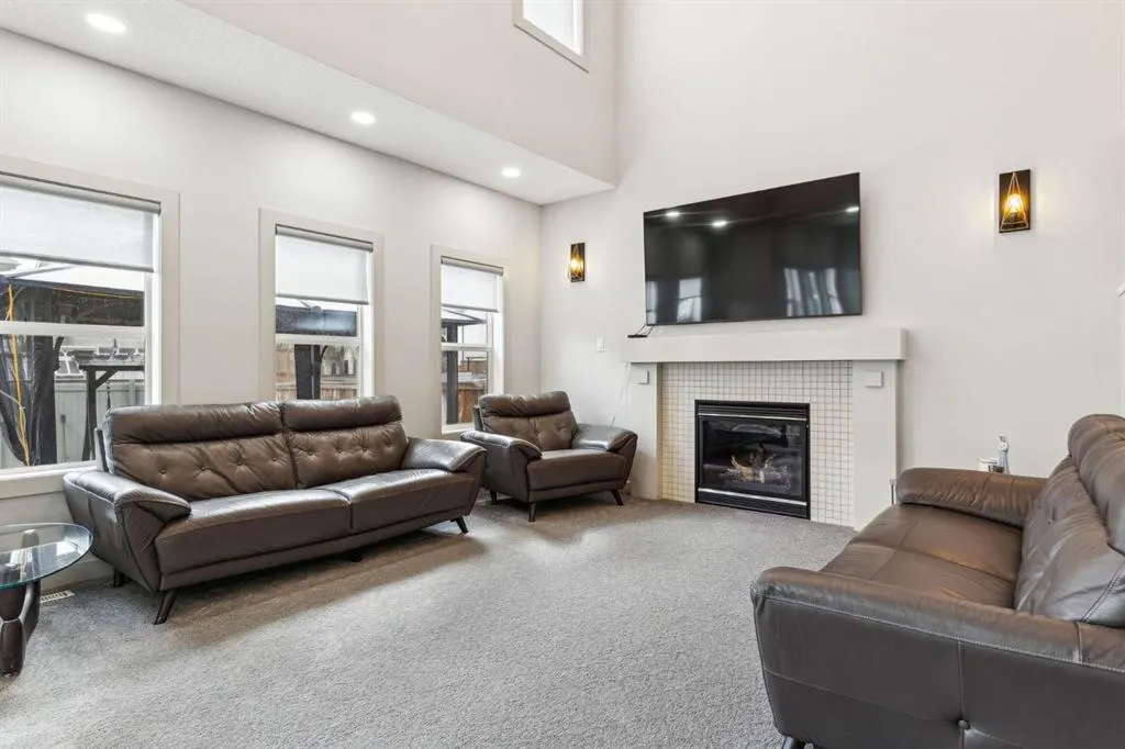 11 copper leaf Terrace SE
