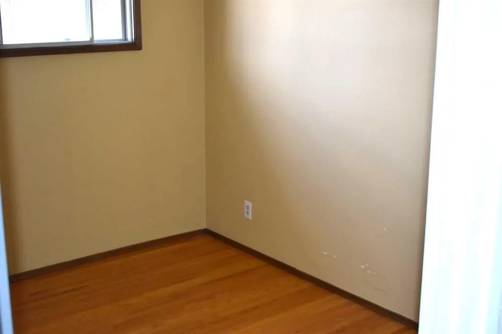 7344 & 7342 35 Avenue NW