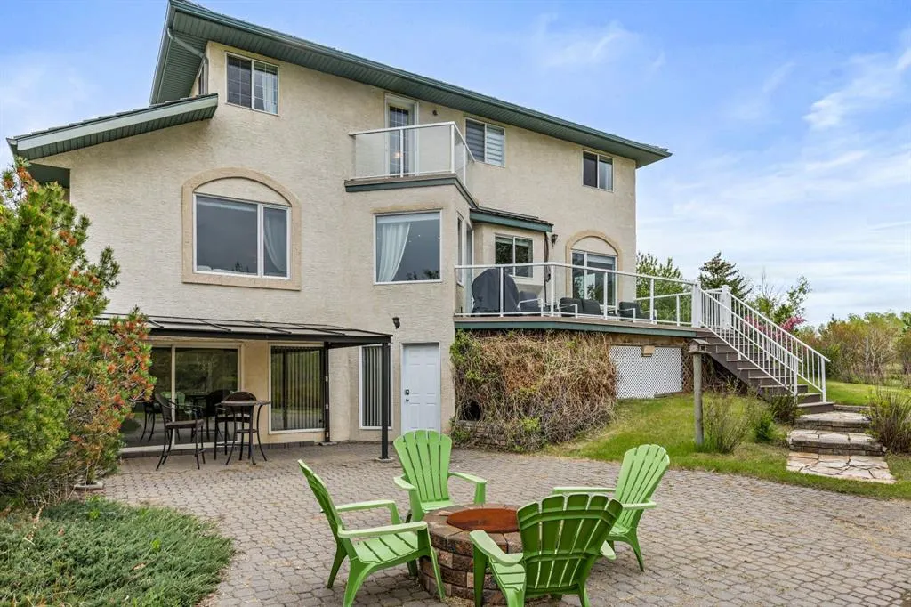 243121 16 Street E, #200