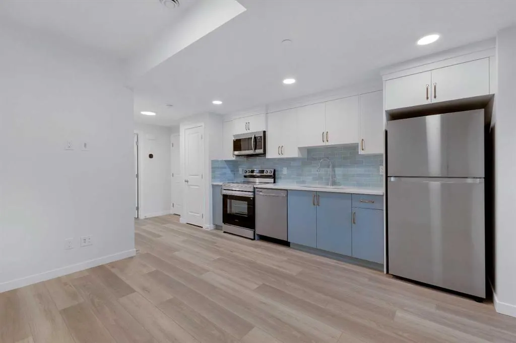 143 Herron Walk NE