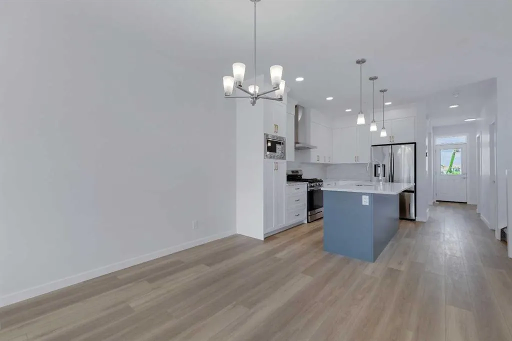 143 Herron Walk NE