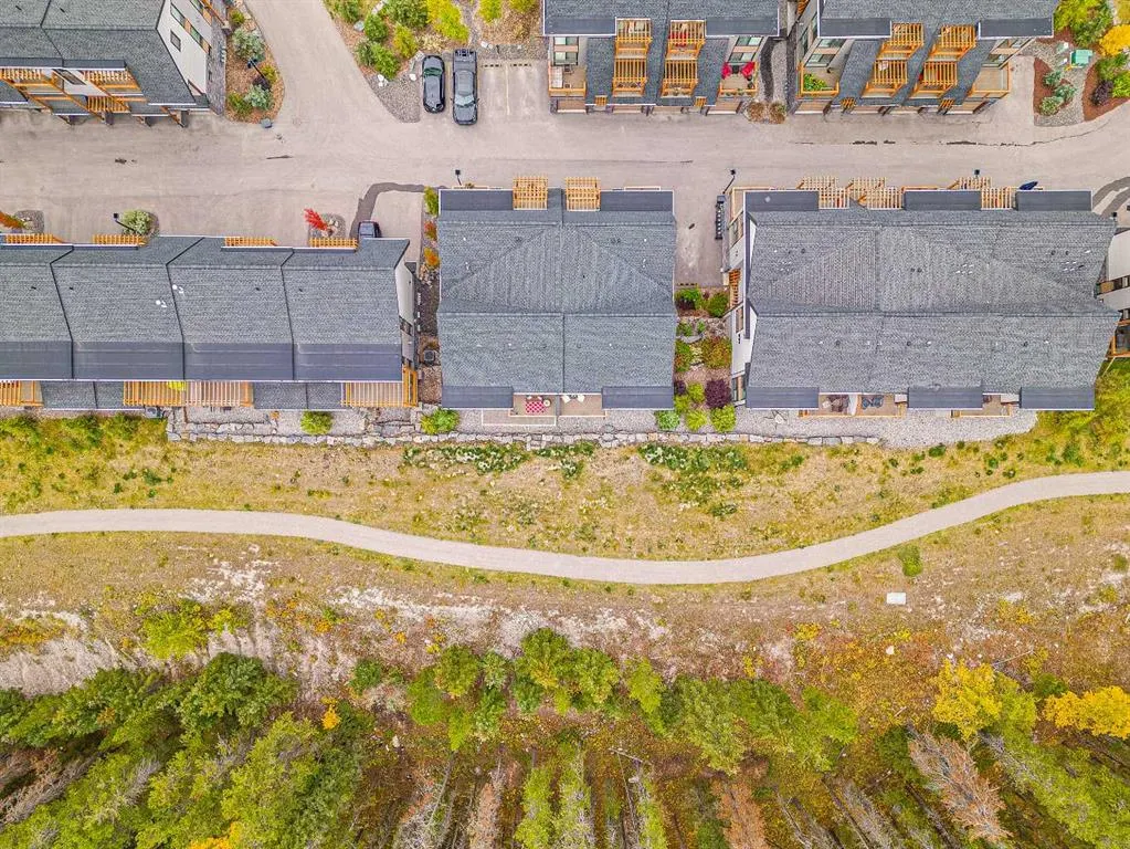 102 Stewart Creek Rise, #302