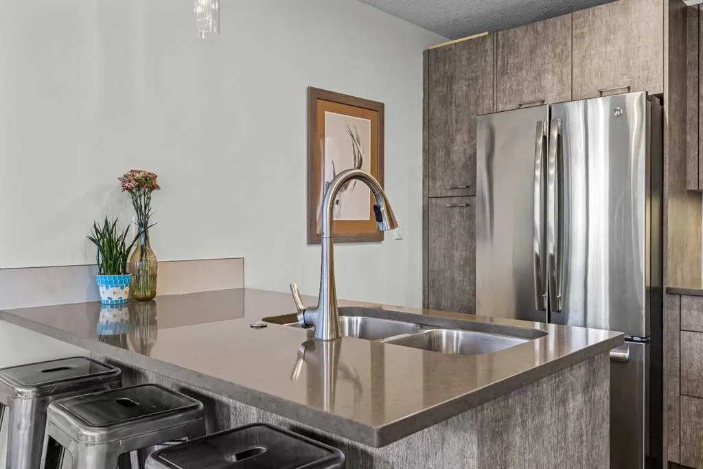 102 Stewart Creek Rise, #302