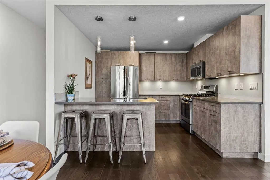 102 Stewart Creek Rise, #302