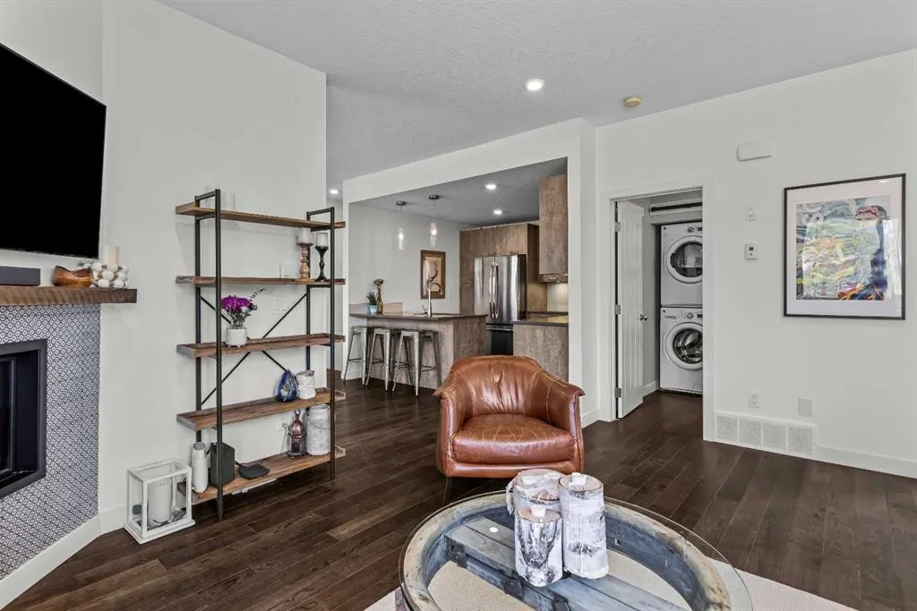 102 Stewart Creek Rise, #302