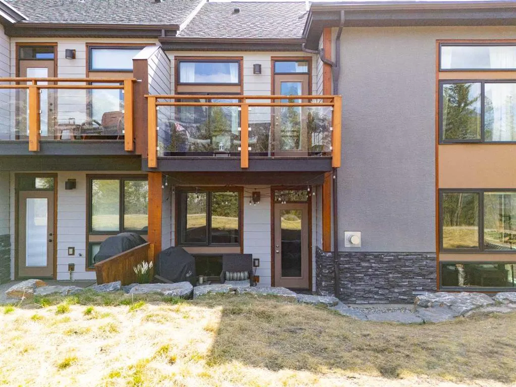 102 Stewart Creek Rise, #302