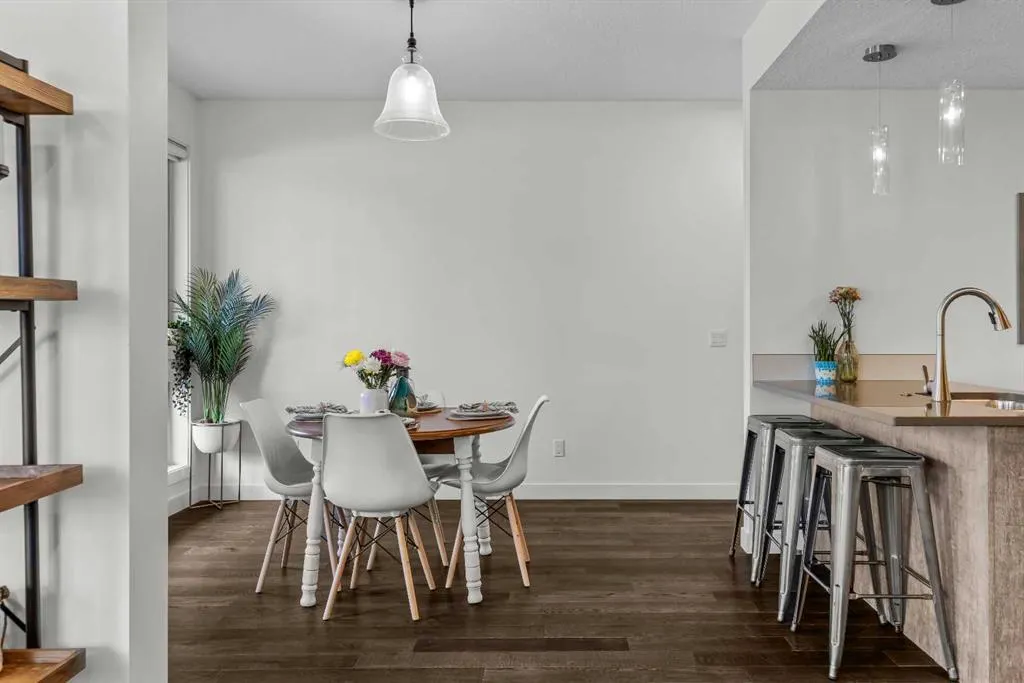 102 Stewart Creek Rise, #302