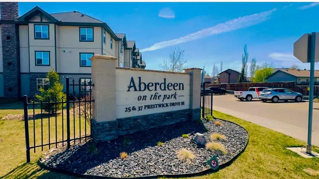 25 Prestwick Drive SE, #208