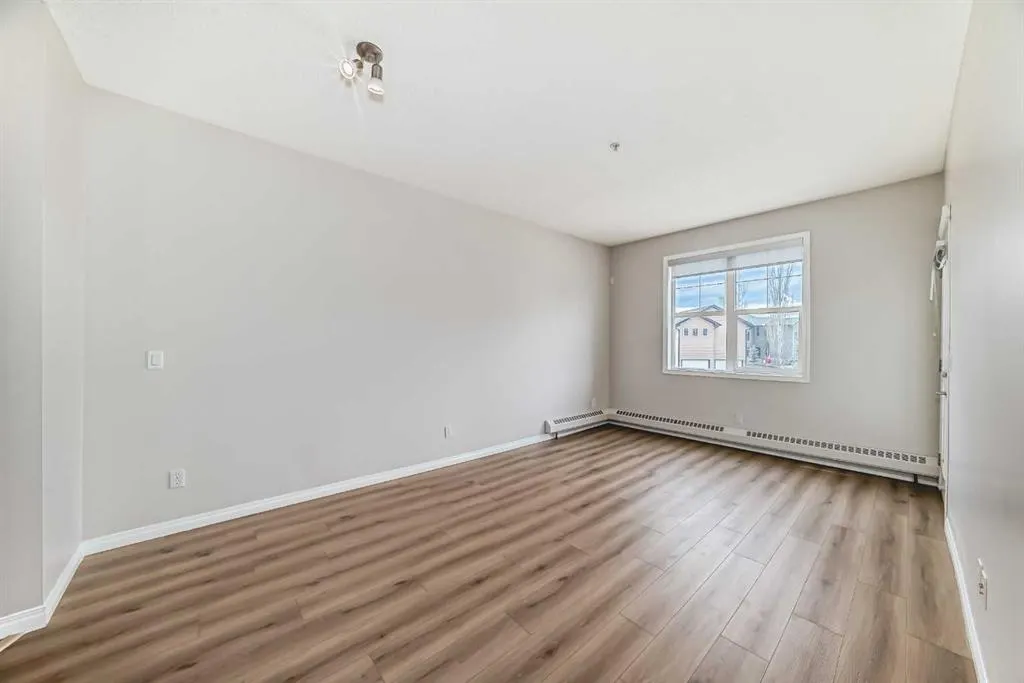 25 Prestwick Drive SE, #208