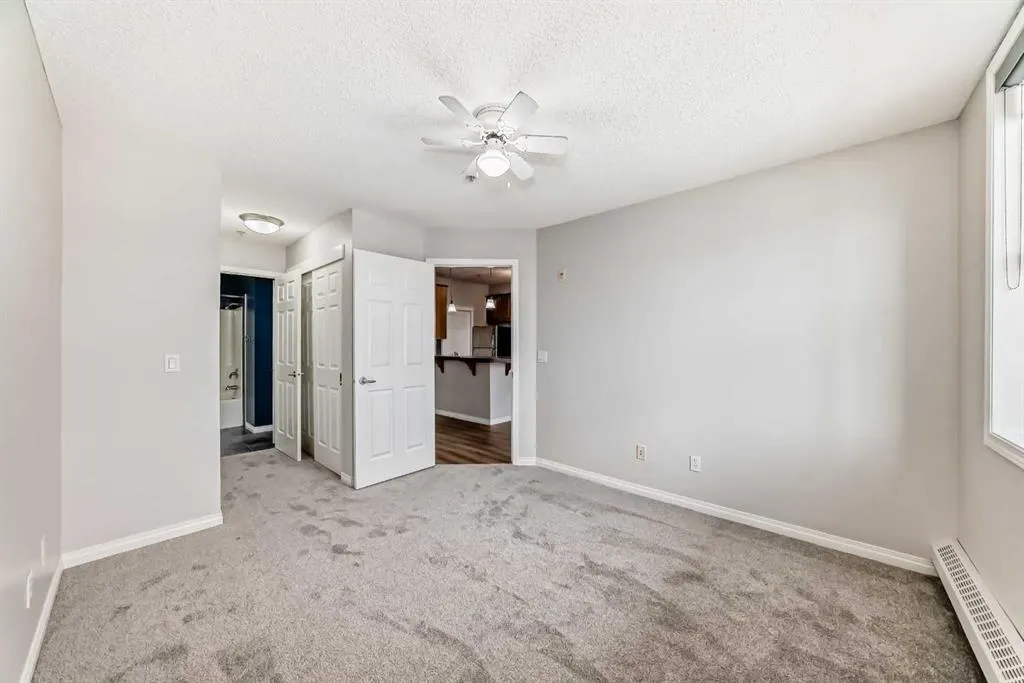 25 Prestwick Drive SE, #208