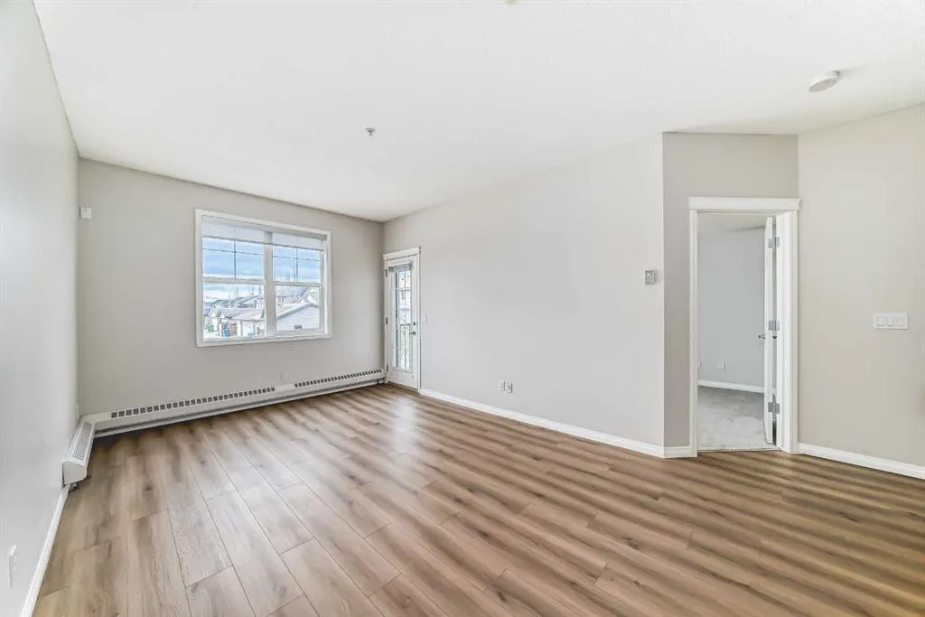 25 Prestwick Drive SE, #208