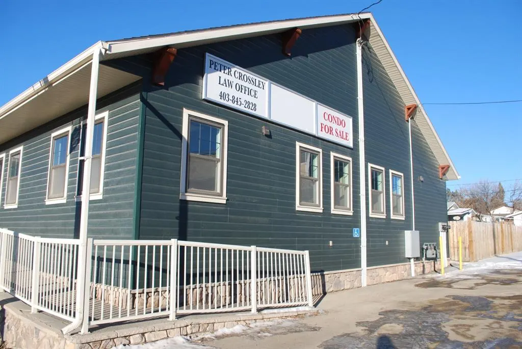 4616 47 Avenue, #2