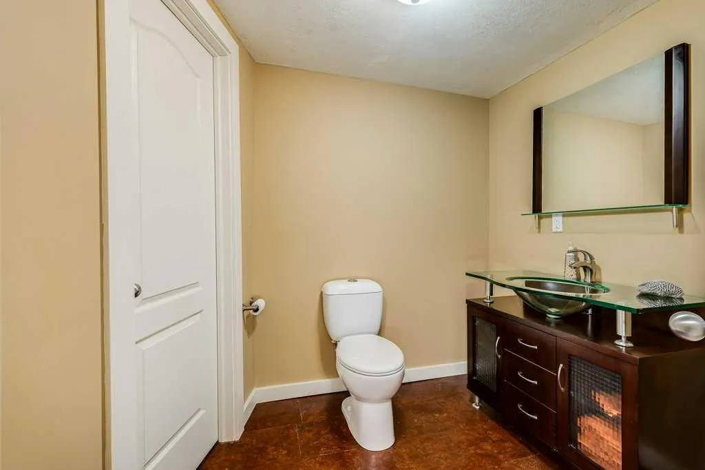 48 Chapala Square SE