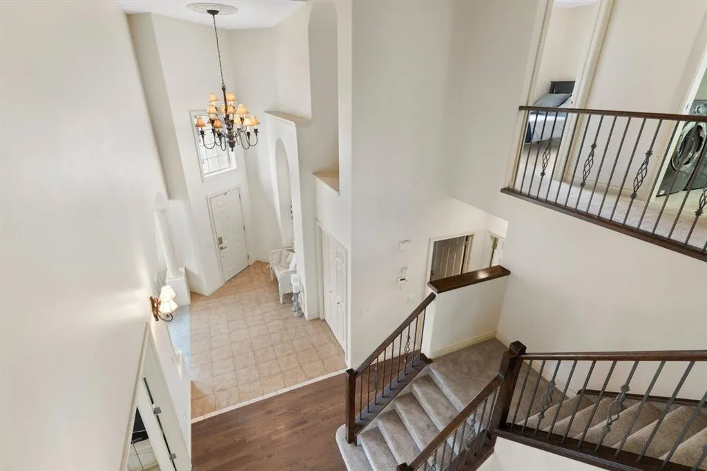 181 Gleneagles View