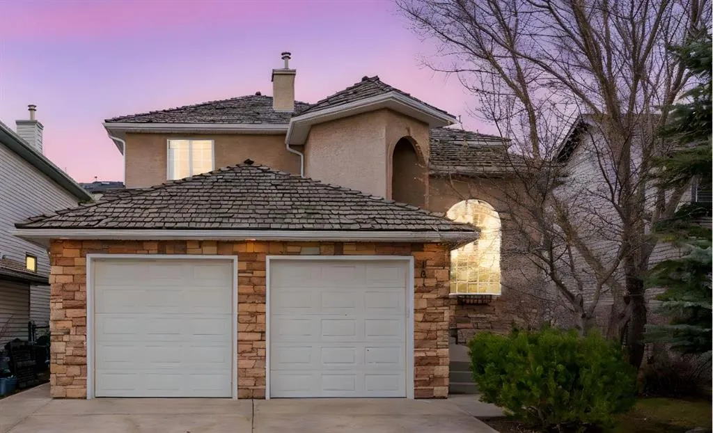 181 Gleneagles View
