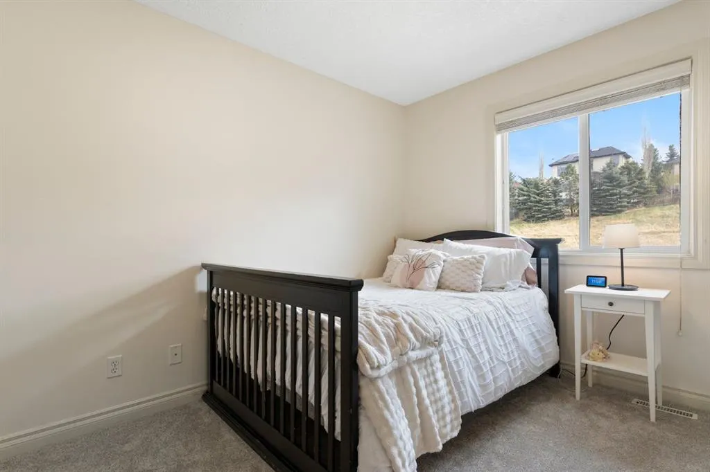 181 Gleneagles View