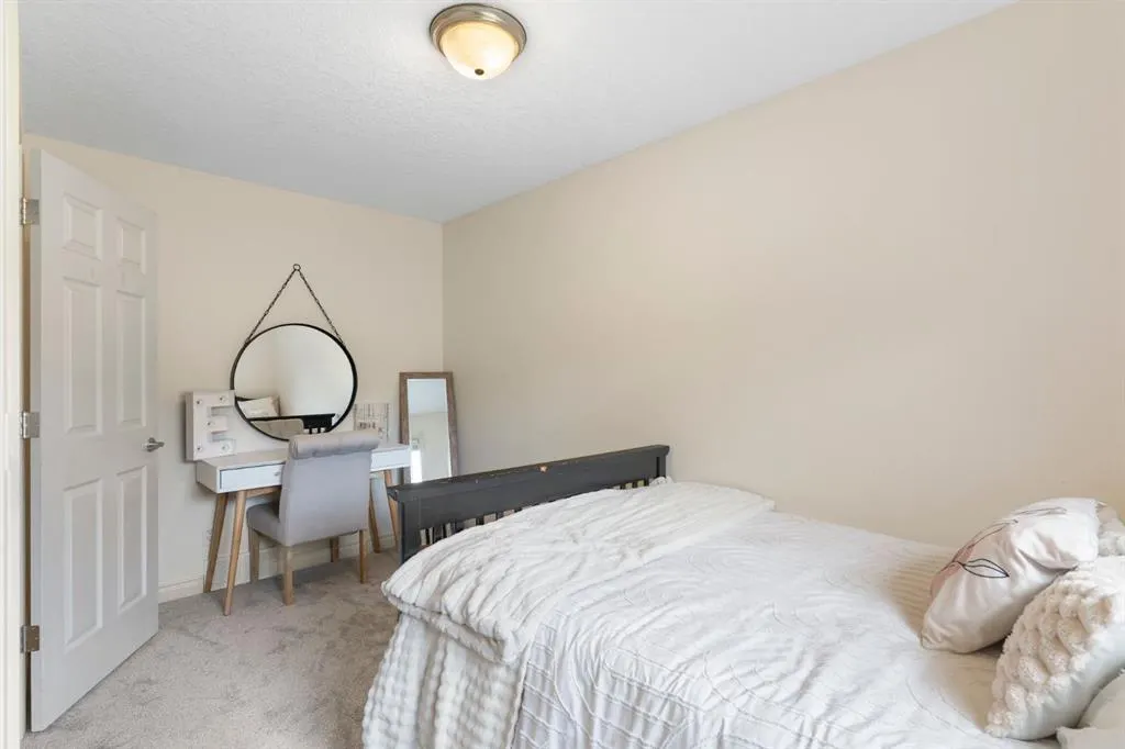 181 Gleneagles View