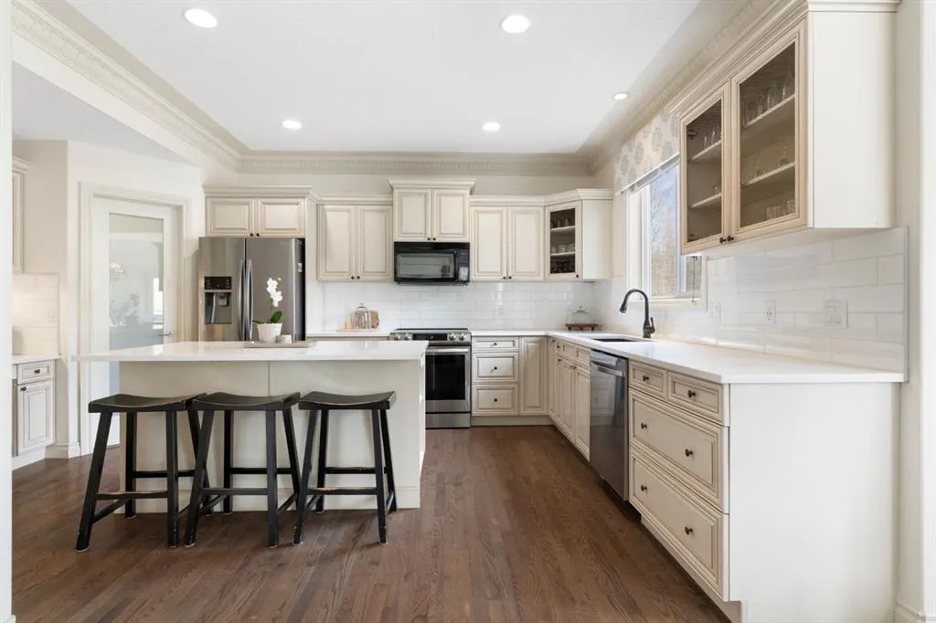 181 Gleneagles View