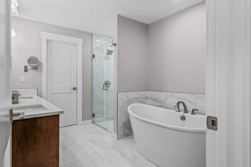 1315 Spring Creek Gate, #102