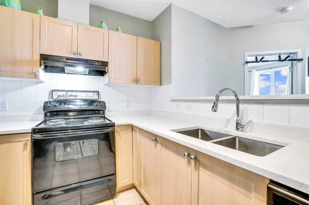 333 Taravista Drive NE, #1216