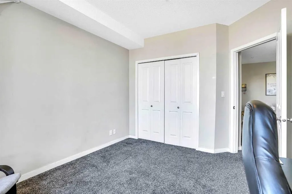 333 Taravista Drive NE, #1216