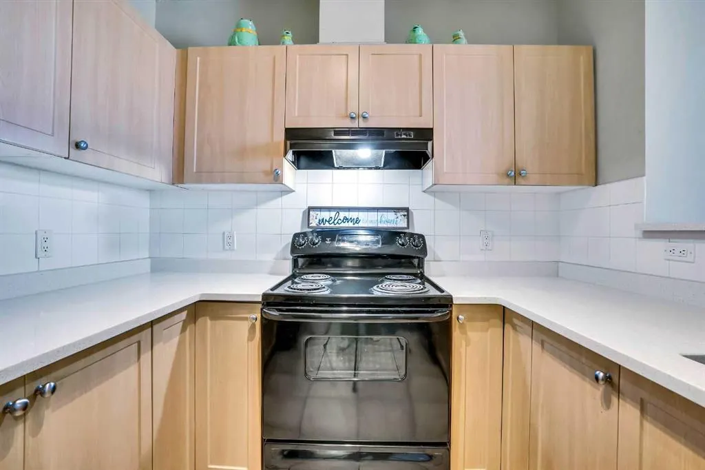 333 Taravista Drive NE, #1216