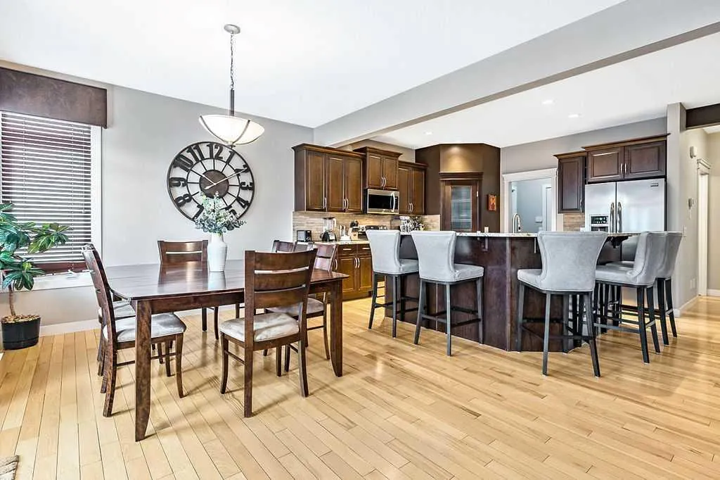 97 Evanspark Way NW