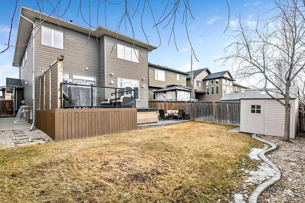 97 Evanspark Way NW