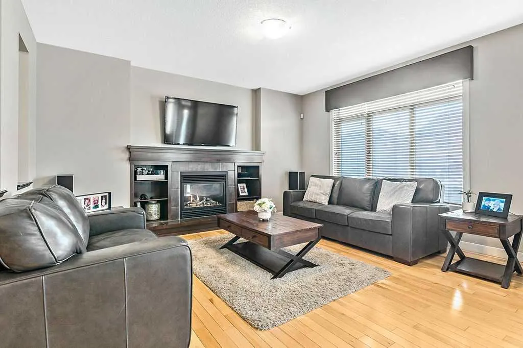 97 Evanspark Way NW