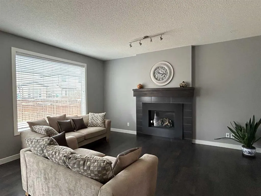 1 Auburn glen Gardens SE