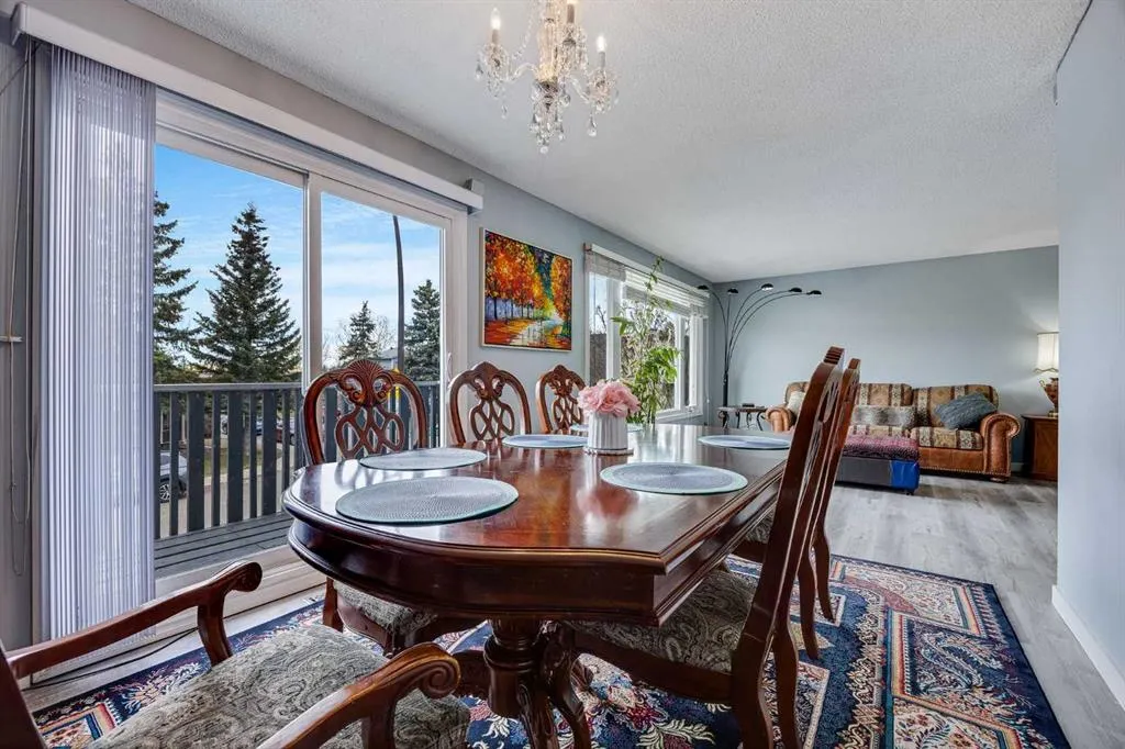 57 Martingrove Place NE