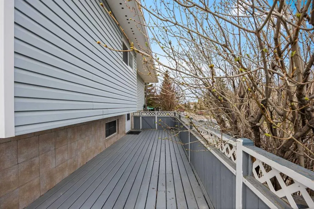 57 Martingrove Place NE