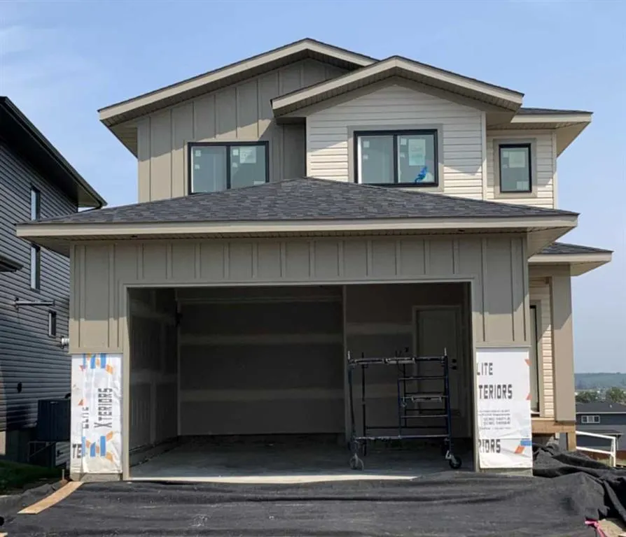 7 Vincent Gate
