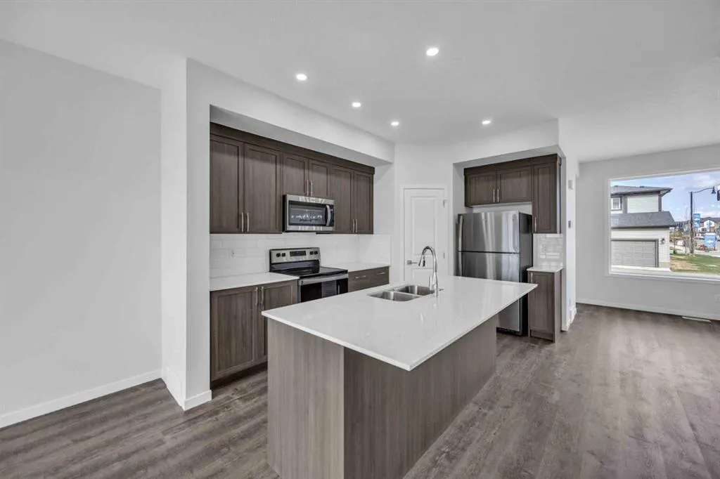 400 DAWSON Drive