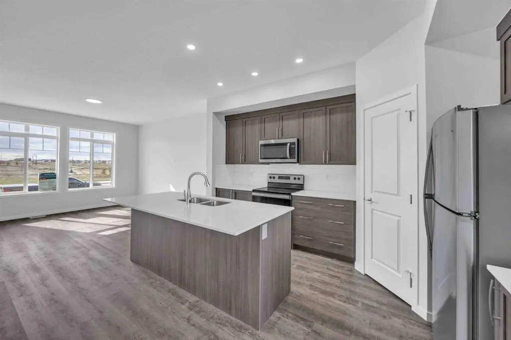 400 DAWSON Drive