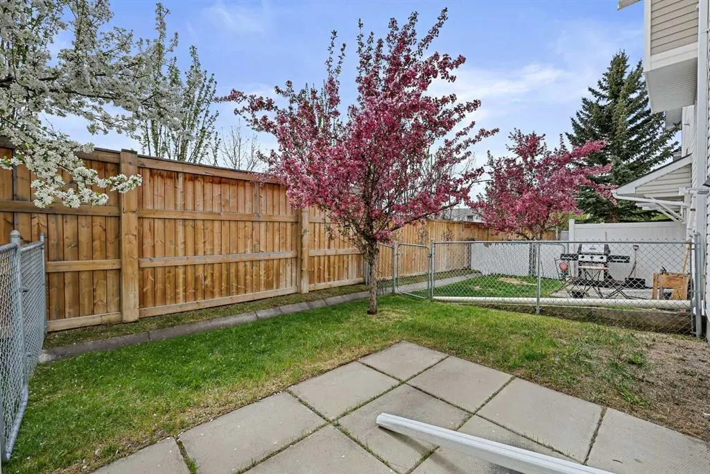 45 Tuscany Springs Gardens NW