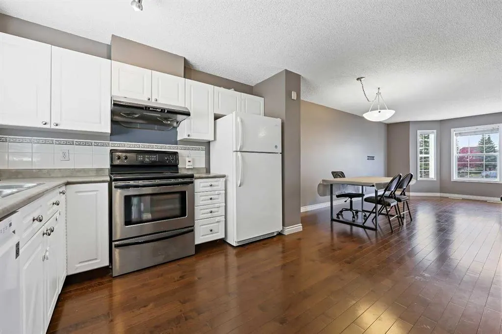45 Tuscany Springs Gardens NW