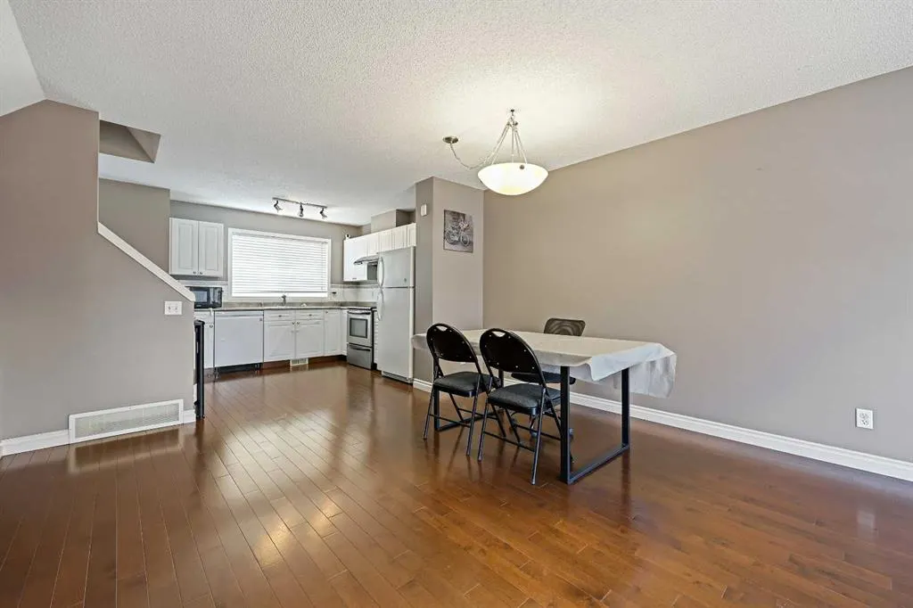 45 Tuscany Springs Gardens NW