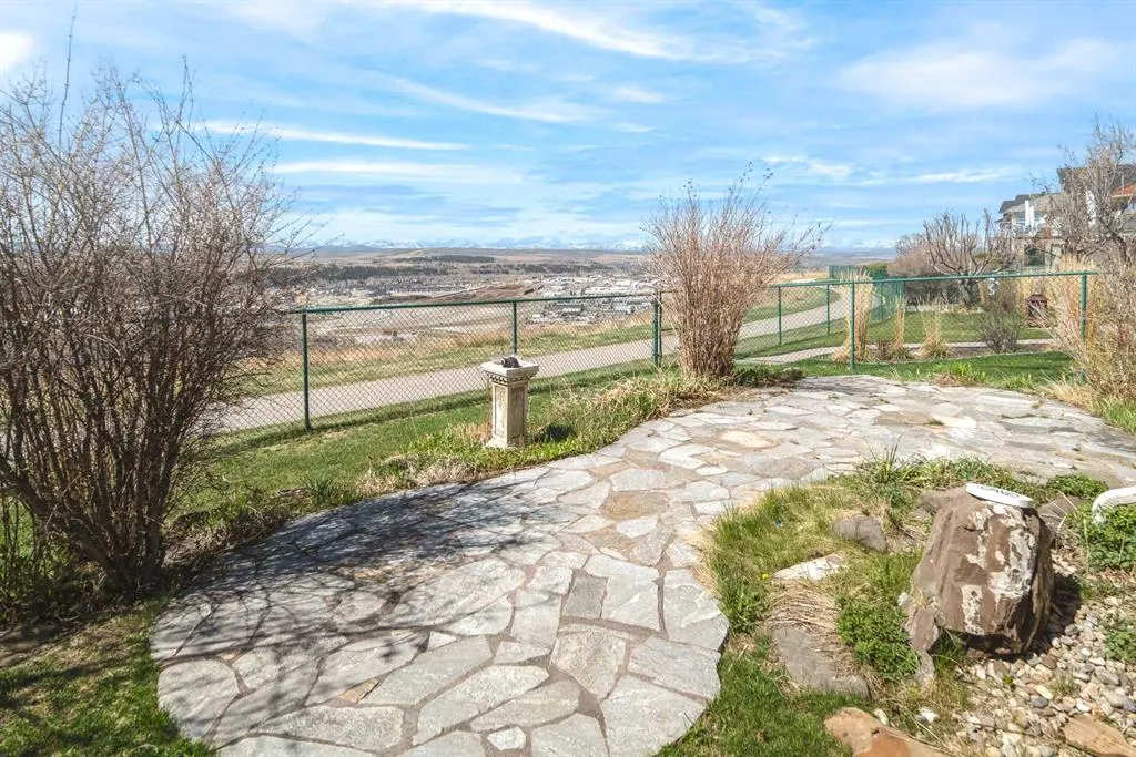 120 Gleneagles Landing