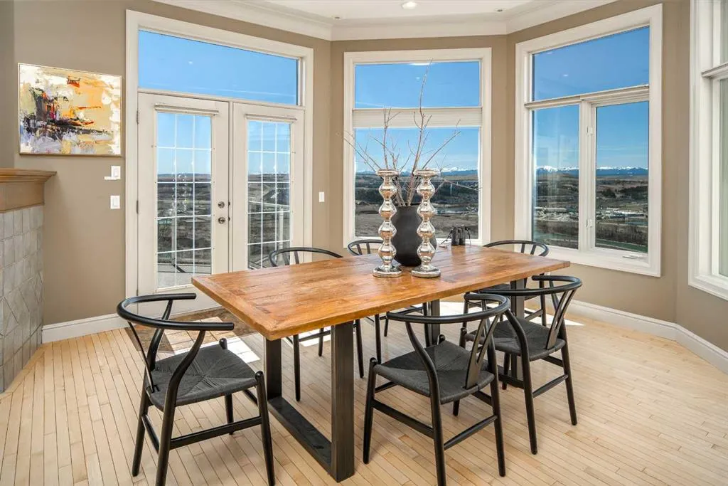 120 Gleneagles Landing