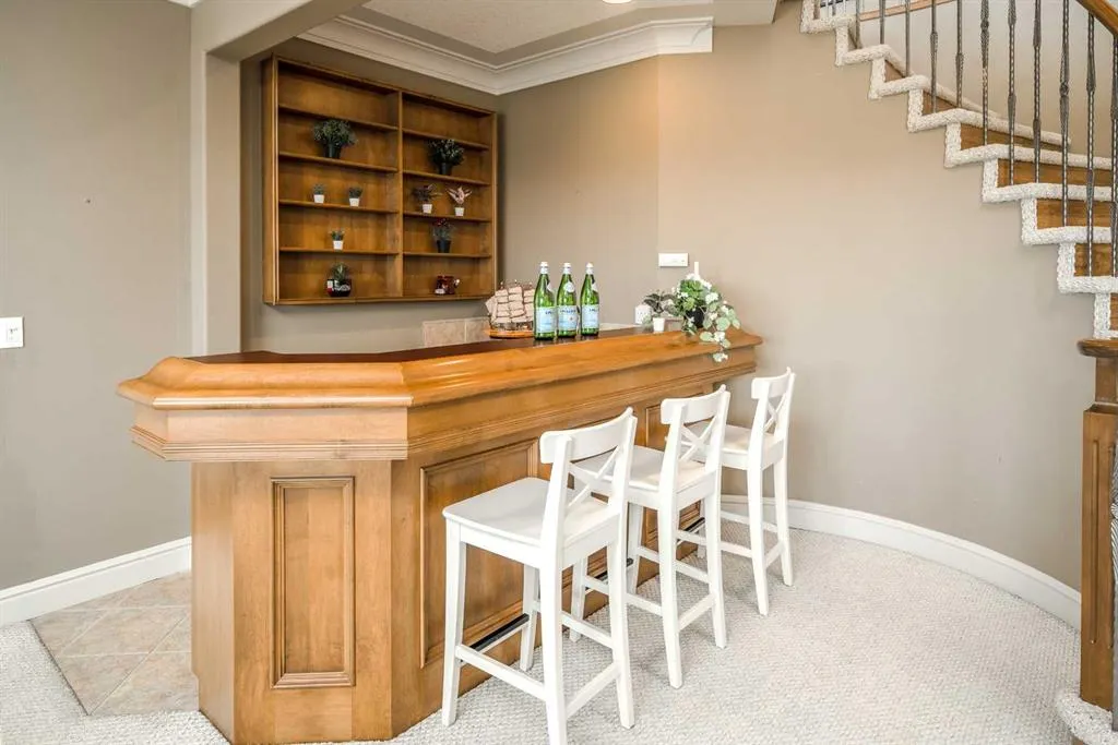 120 Gleneagles Landing