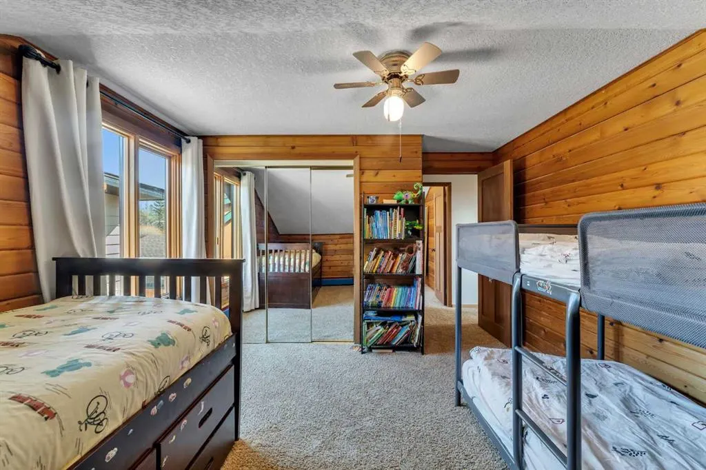 881 East Chestermere Drive