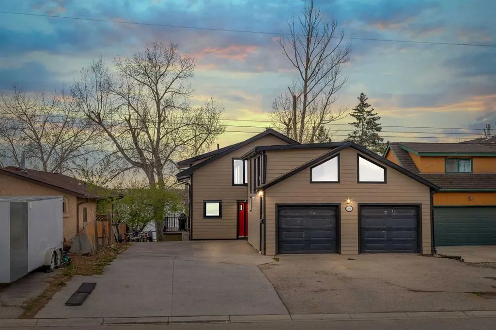 881 East Chestermere Drive