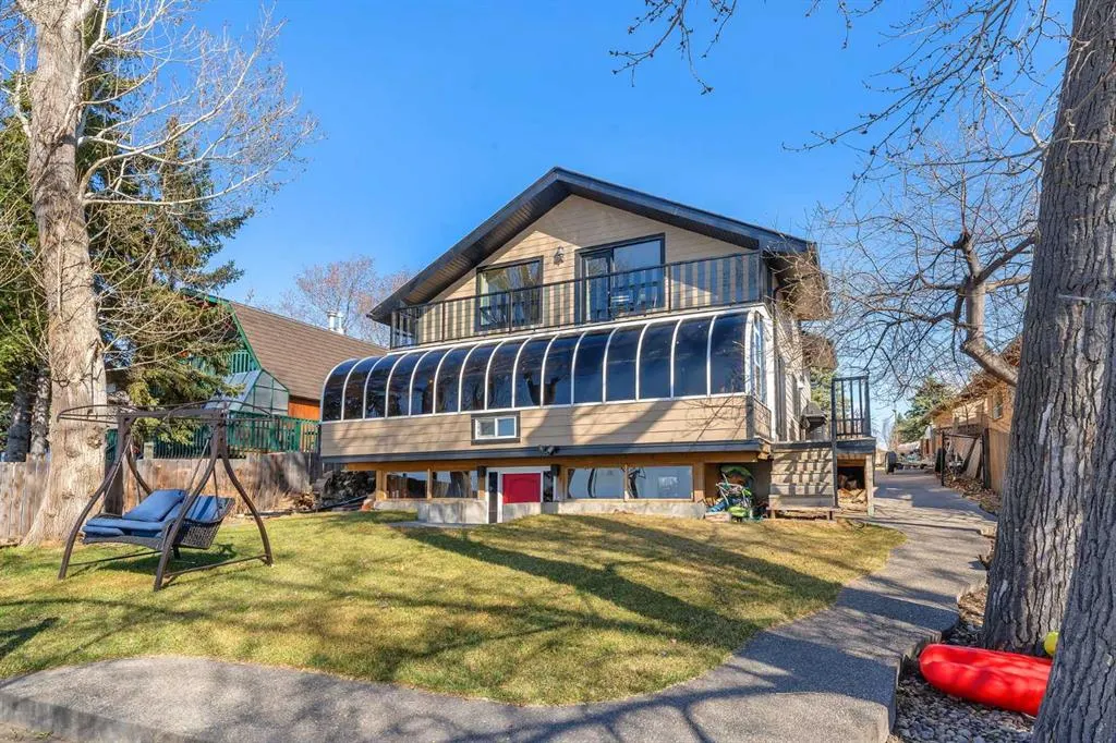 881 East Chestermere Drive