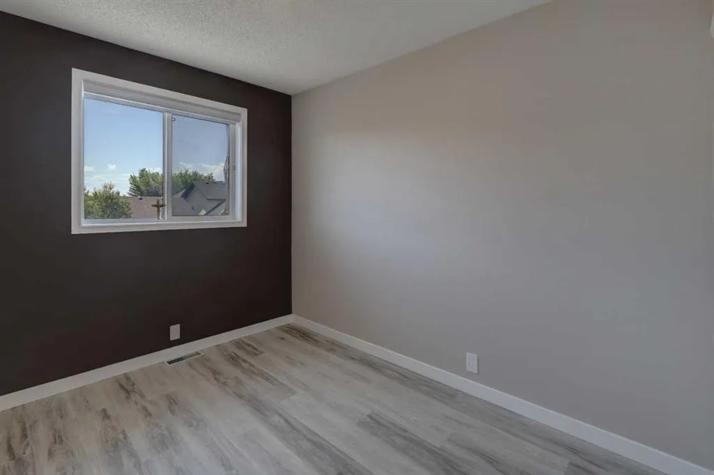 112 Martin Crossing Court NE