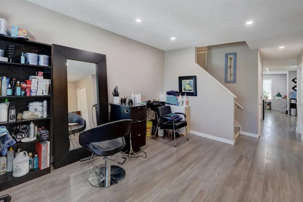 112 Martin Crossing Court NE