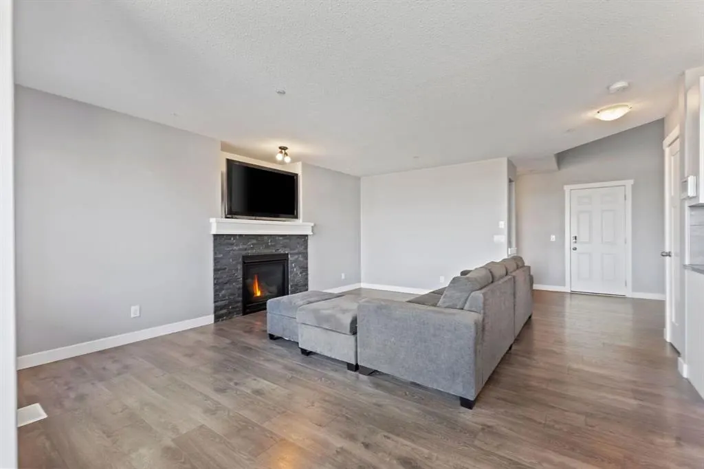 848 Lakewood Circle